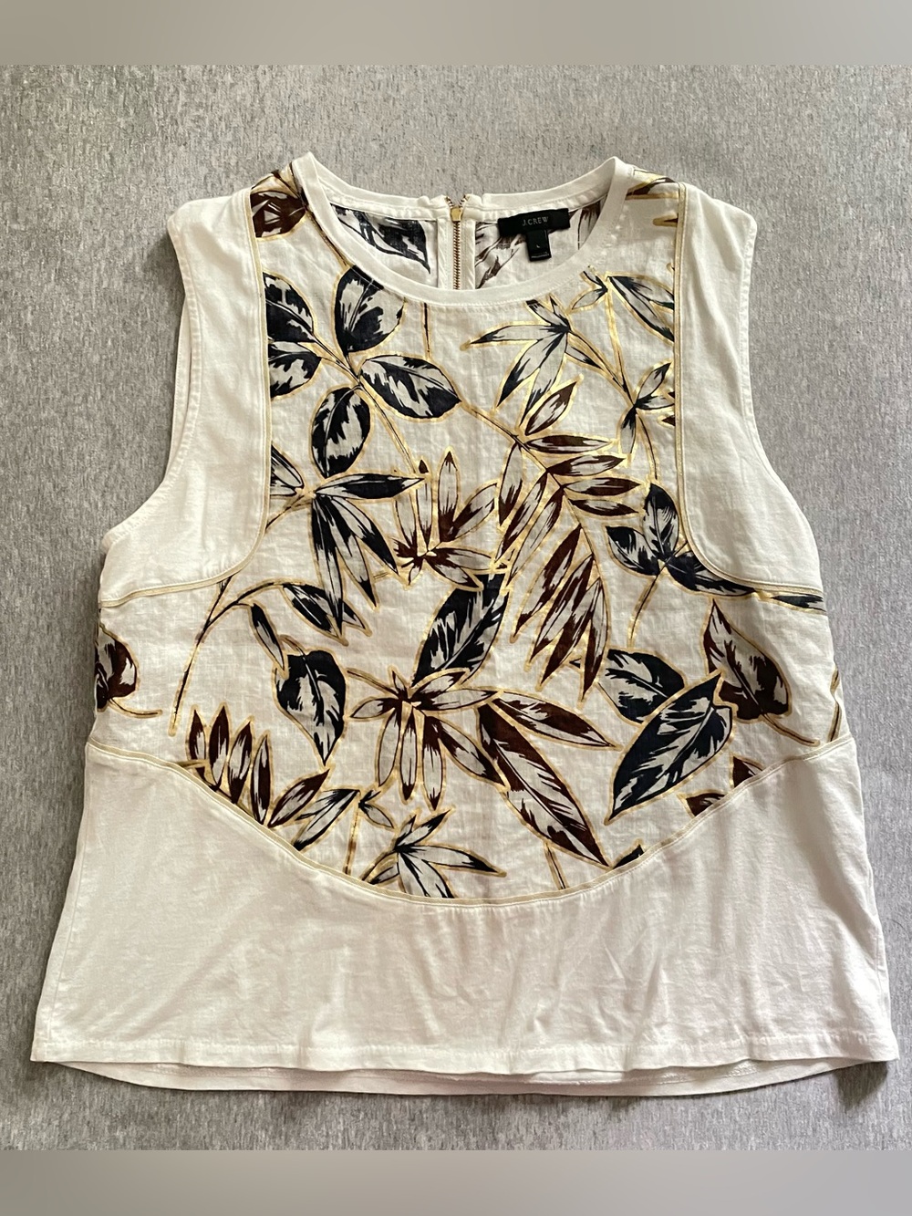 J Crew Women’s Sz Large Sleeveless Tank Top with Leaf Print and Gold Accents